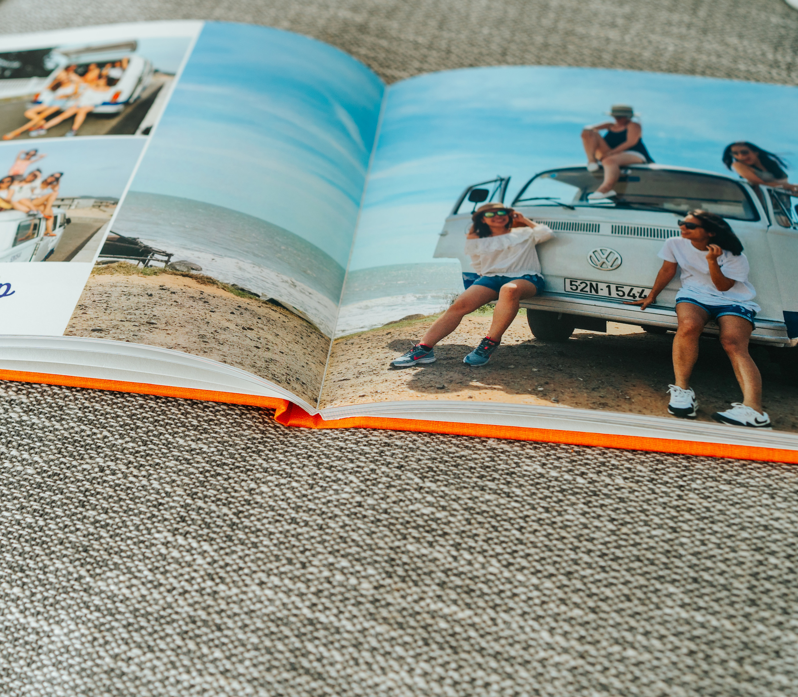 Holiday and travel photo books